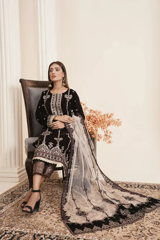 Sitara in black and silver