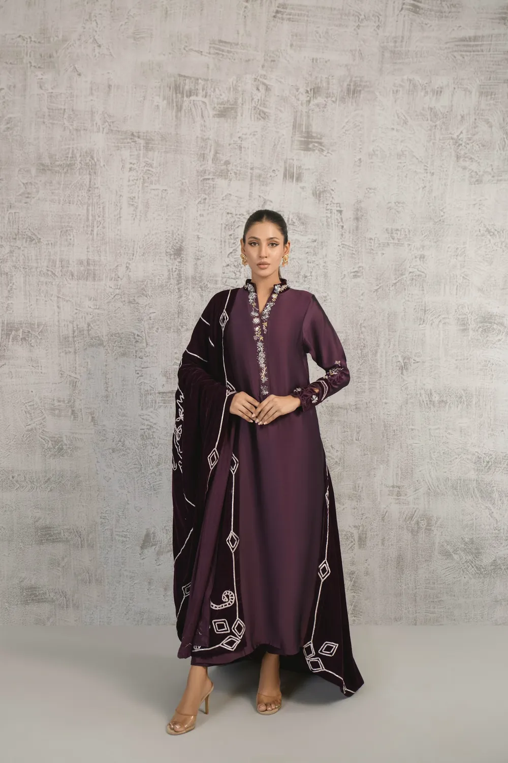 Zohra in plum, full length